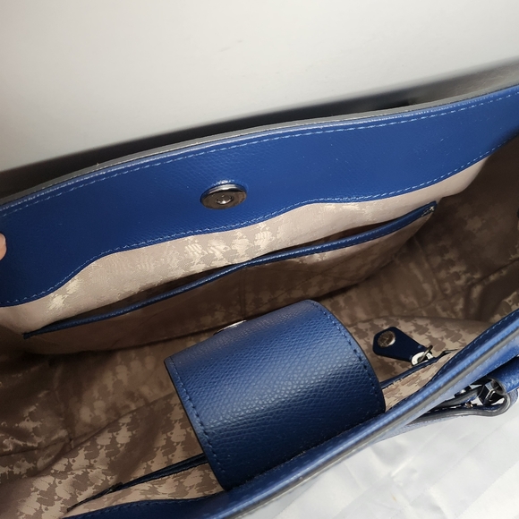 NEW Karl Lagerfeld Navy Leather Tote Handbag - Picture 6 of 10